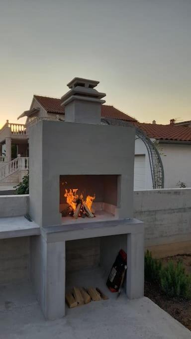 Adria Near Sibenik, 90 Meters From The Sea Villa Jadrija
