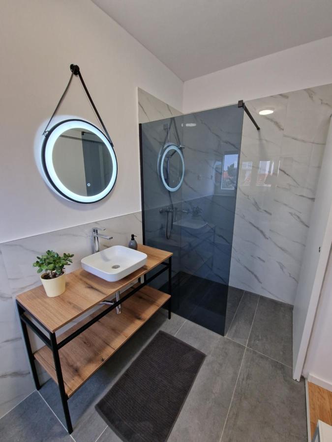 Adria Near Sibenik, 90 Meters From The Sea Villa Jadrija