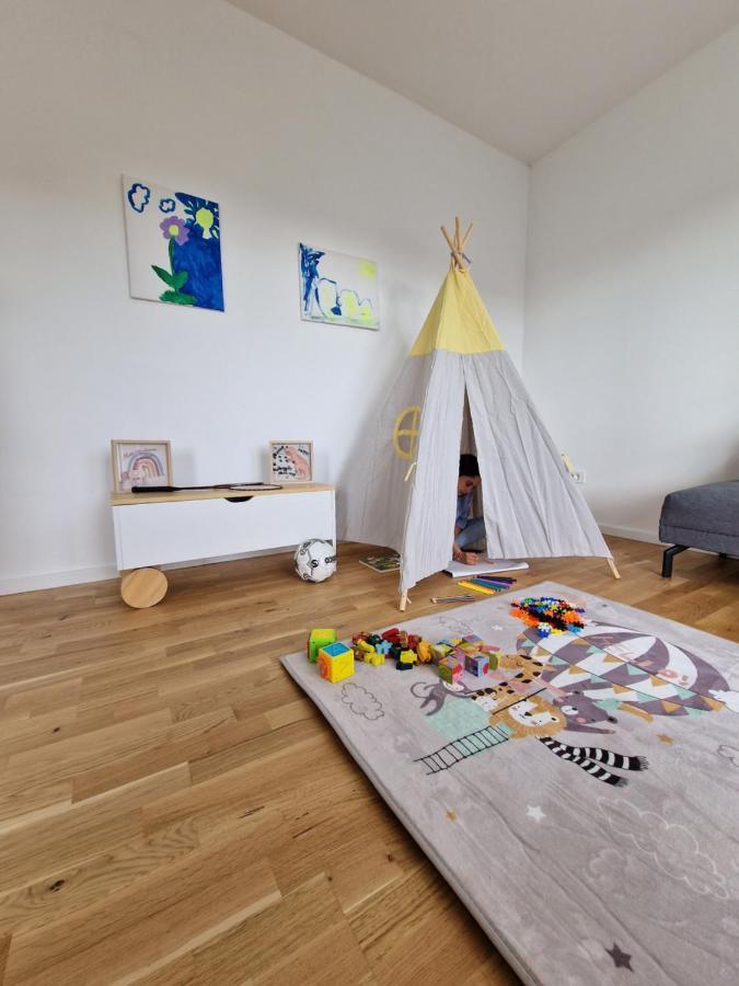 Adria Near Sibenik, 90 Meters From The Sea