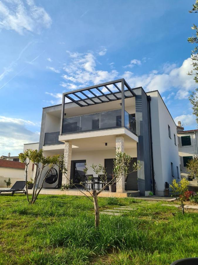 Villa Adria Near Sibenik, 90 Meters From The Sea Jadrija